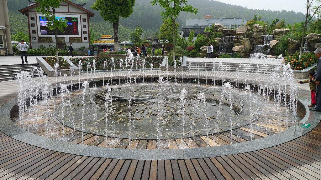 陕西喷泉公司:喷泉设备维护