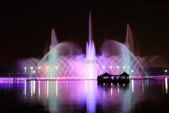 景区湖面大型音乐喷泉