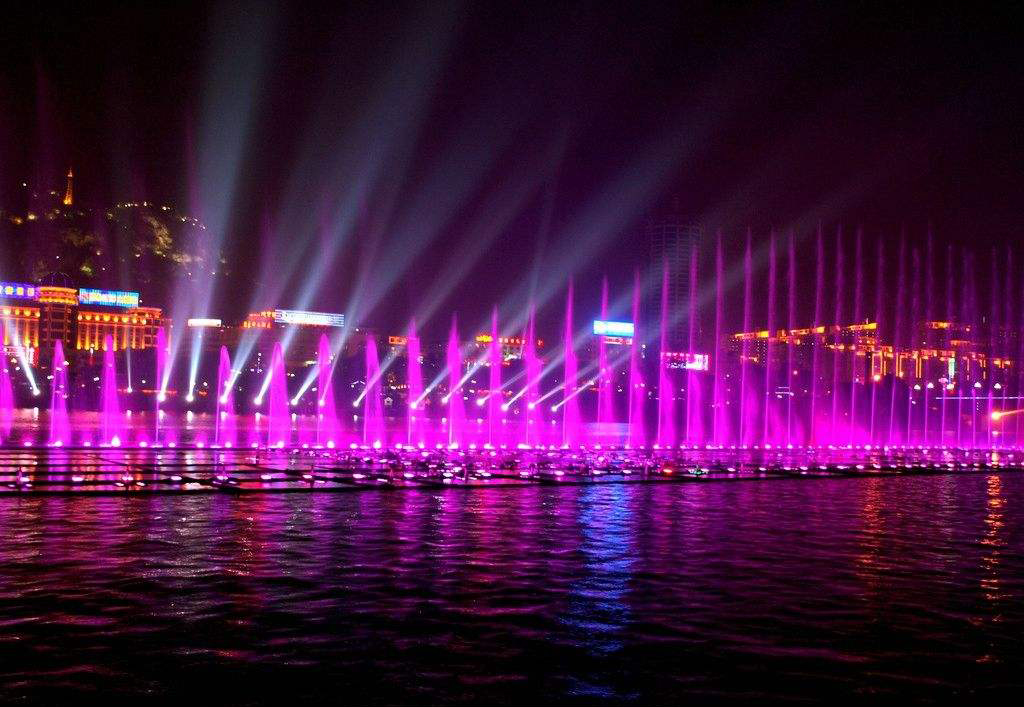 大型音乐喷泉