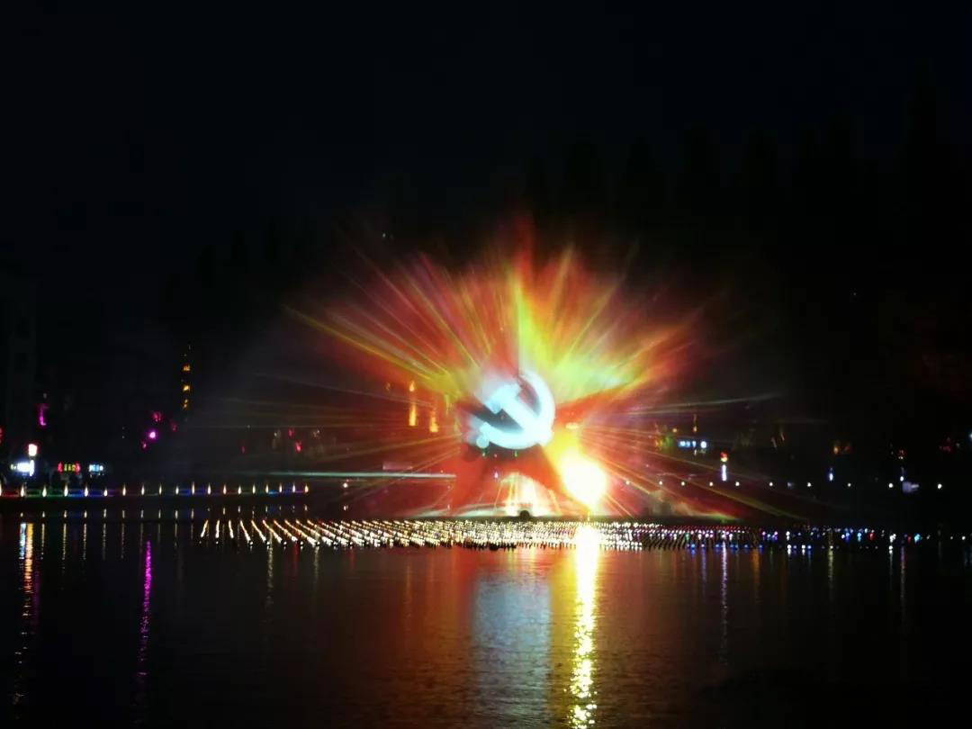 大型水幕电影
