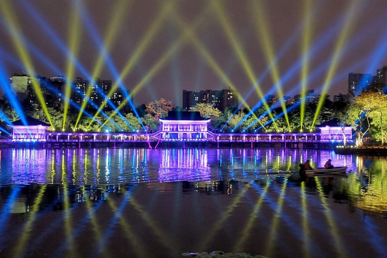 水幕灯光秀